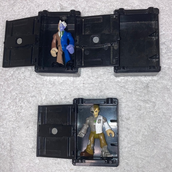 Fisher price imaginext two face super friends with safes - Picture 1 of 4